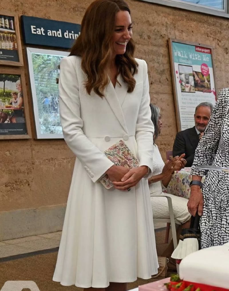 Kate Middleton White Coat Dress Blazer Style Fit Flare White Dress