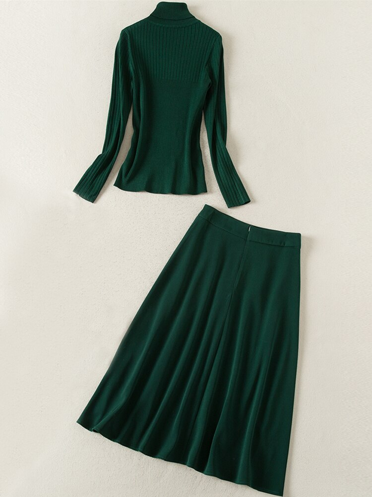 Kate Middleton Dark Forest Green Turtleneck Sweater and Pleated Midi Skirt Outfit